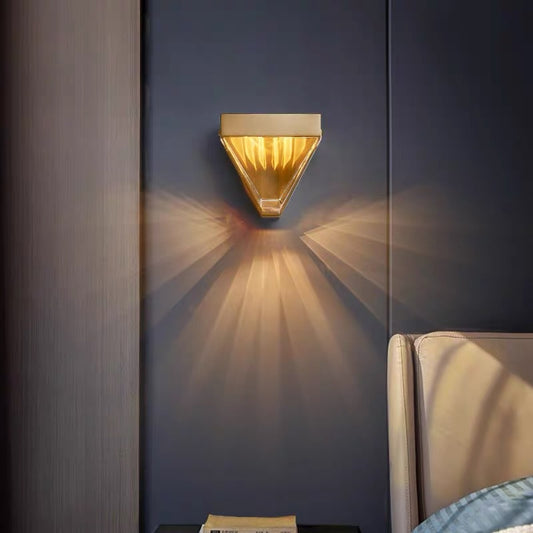 Cristallo Copper Crystal Wall Sconce / Neutral Light / Intrinsic Color Of Copper