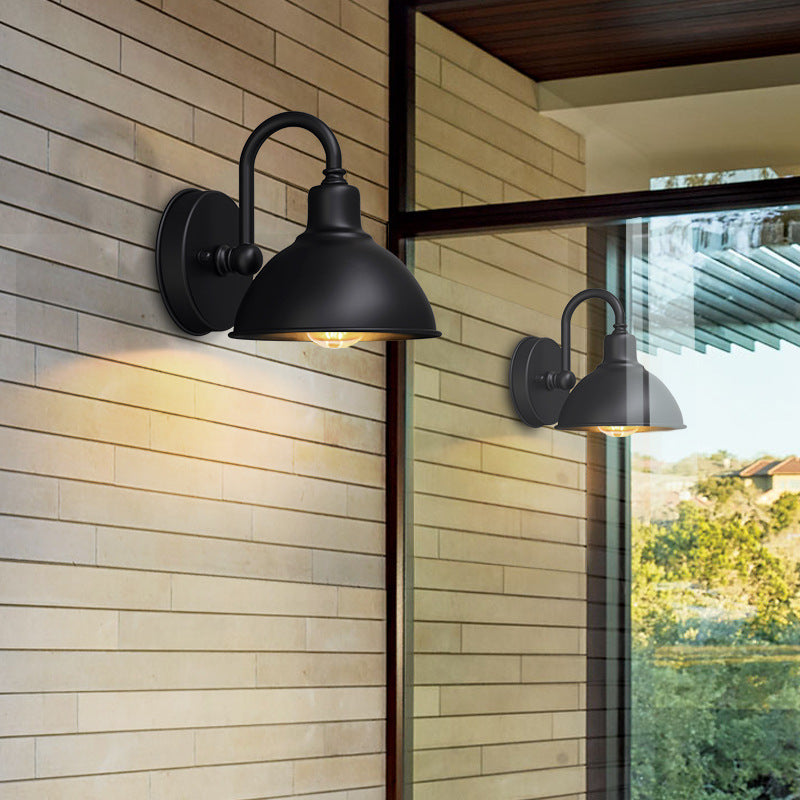 Heritage IP65 Outdoor Lantern Sconce / 8014 Bronze