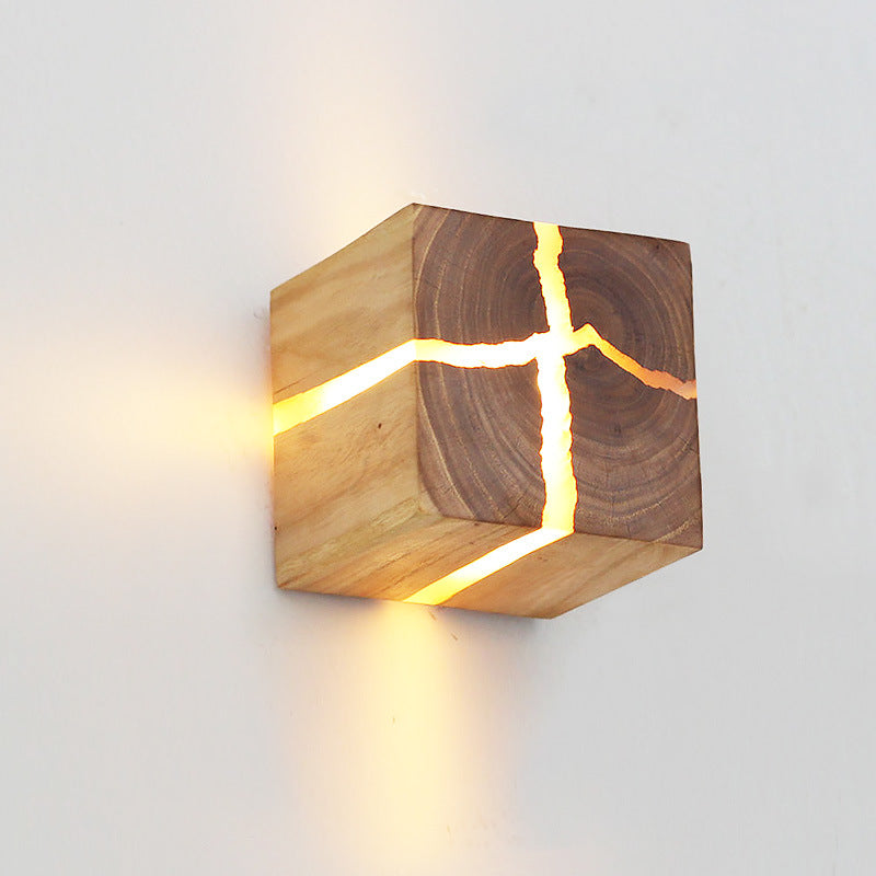 Kubo Solid Wood Cube Wall Light / 5W / 8CM Without Switch Line